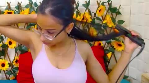 Snapshot of indianbootylicious1 chatting on 16, 12, 2025 nala online show from 16, 12, 2025