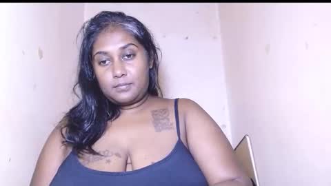 Snapshot of indiancoco chatting on 15, 12, 2025 candice online show from 15, 12, 2025