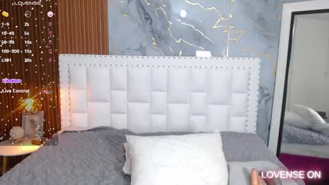 LITTLE AINHOA  online show from 8, 1, 2025