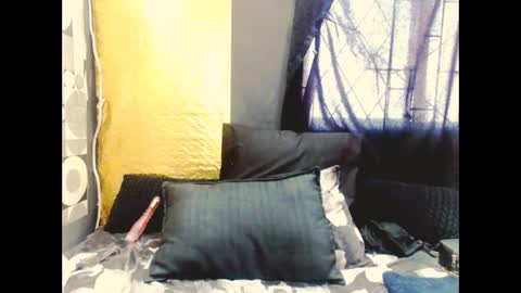 indianhoneyx online show from 3, 2, 2026