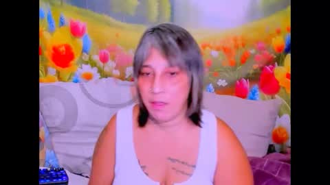 Snapshot of indianroxy27 chatting on 29, 3, 2026 indianroxy27 online show from 29, 3, 2026