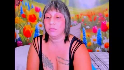 Snapshot of indianroxy27 chatting on 14, 4, 2026 indianroxy27 online show from 14, 4, 2026