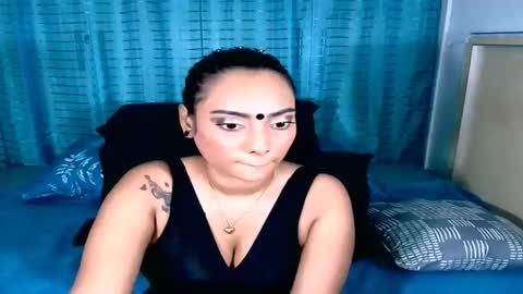 Snapshot of indiansecretlove20 chatting on 1, 4, 2026 goddess online show from 1, 4, 2026