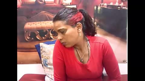 indiansexyass4u2luv online show from 11, 2, 2025