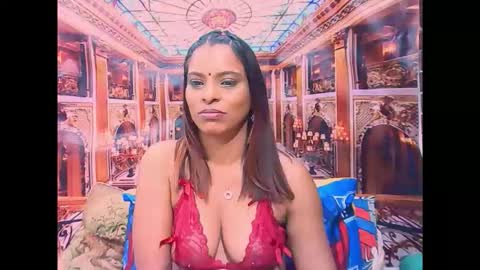 indiansexyass4u2luv online show from 30, 10, 2025