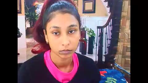 indiansexybutt4u2luv online show from 20, 5, 2026