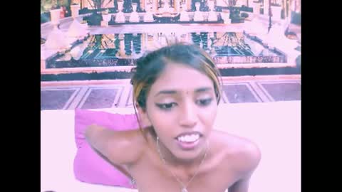 Snapshot of indiansexyslender4u2luv chatting on 10, 1, 2025 indiansexyslender4u2luv online show from 10, 1, 2025