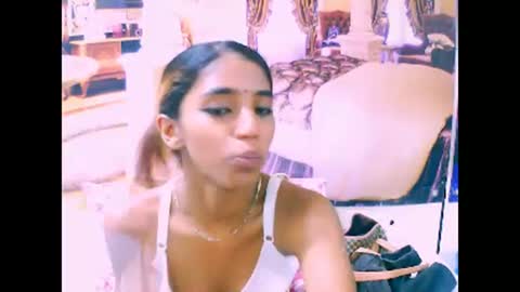Snapshot of indiansexyslender4u2luv chatting on 9, 3, 2025 indiansexyslender4u2luv online show from 9, 3, 2025