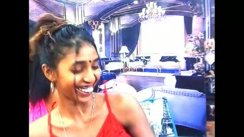 indiansexyslender4u2luv online show from 1, 11, 2025