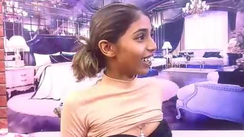 indiansexyslender4u2luv online show from 22, 12, 2025