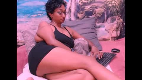 Snapshot of indianspicy69 chatting on 27, 1, 2025 Shreya online show from 27, 1, 2025