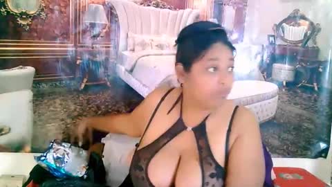 Snapshot of indianyummy chatting on 9, 10, 2025 Kajol online show from 9, 10, 2025