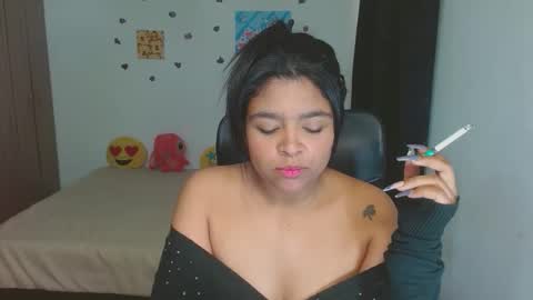 Aleja vallejo online show from 30, 11, 2025