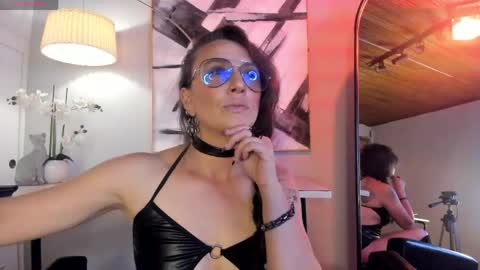 Snapshot of indigo_sativa chatting on 5, 5, 2026 Indigo Wild online show from 5, 5, 2026
