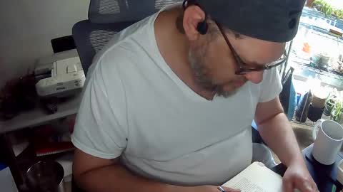 Snapshot of indigolvr chatting on 17, 5, 2026 BroLOU online show from 17, 5, 2026