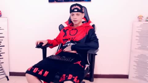 Snapshot of indomitablebeast chatting on 27, 3, 2026 matias online show from 27, 3, 2026