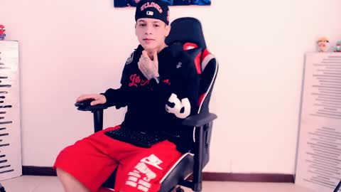 Snapshot of indomitablebeast chatting on 4, 4, 2026 matias online show from 4, 4, 2026