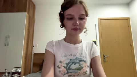 Snapshot of inellheinen chatting on 14, 5, 2026 Viola online show from 14, 5, 2026