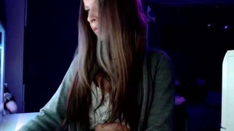 Snapshot of inesdesire chatting on 30, 1, 2025 InesDesire online show from 30, 1, 2025