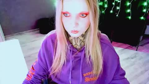 Snapshot of inesdesire chatting on 1, 10, 2025 InesDesire online show from 1, 10, 2025