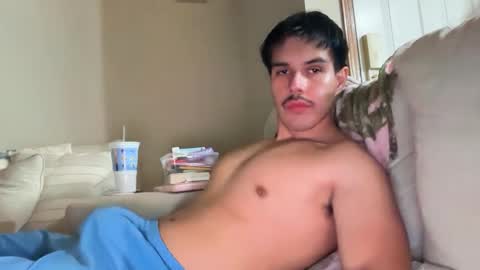 Snapshot of infamouslucas chatting on 28, 9, 2025 Lucas online show from 28, 9, 2025