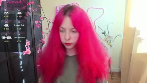 Snapshot of infernokitten chatting on 25, 4, 2026 Ilona online show from 25, 4, 2026