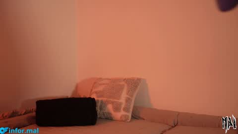 Snapshot of informal_ chatting on 19, 9, 2025 MAL ---  online show from 19, 9, 2025