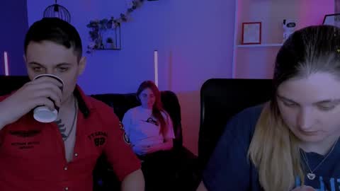 Snapshot of inga_gree chatting on 15, 4, 2026 inga_gree online show from 15, 4, 2026