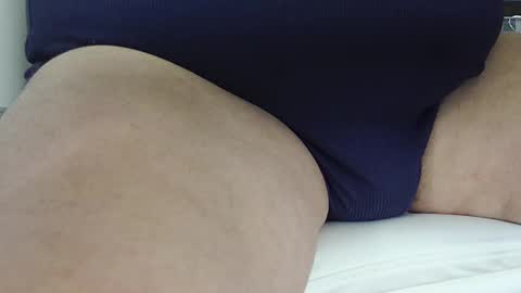 Snapshot of injmolder2 chatting on 18, 1, 2025 Hanging Out online show from 18, 1, 2025