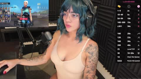 Dayana  online show from 6, 12, 2024