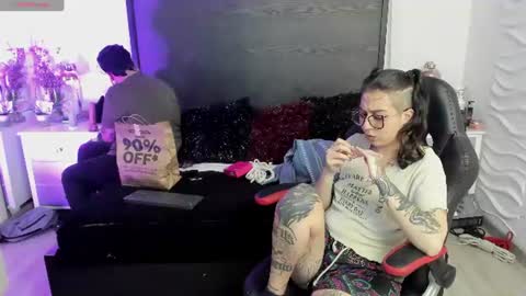 inkedsinners_ online show from 18, 6, 2026