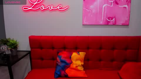 Snapshot of innalovely chatting on 27, 11, 2025 Inna online show from 27, 11, 2025