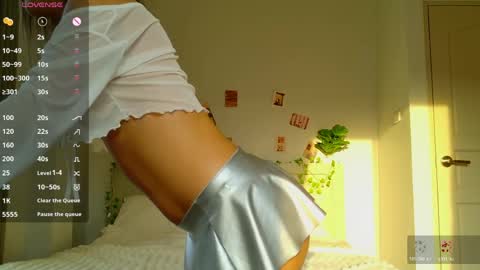 Mila Reef online show from 4, 4, 2026