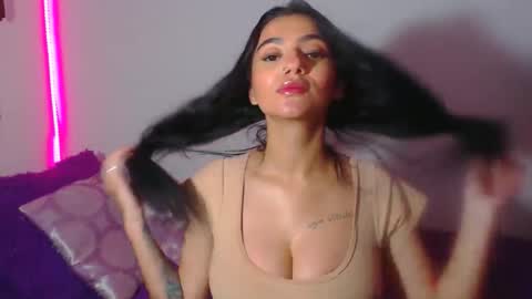 Abril online show from 21, 5, 2026