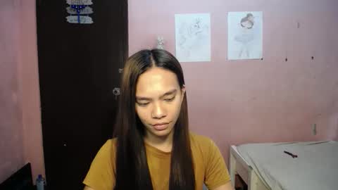 Snapshot of innocent_lover_ziaxx chatting on 6, 4, 2026 your zia online show from 6, 4, 2026