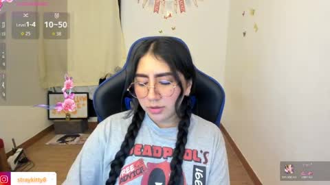 Snapshot of innocentchurchgirlll chatting on 7, 4, 2026 Luna online show from 7, 4, 2026