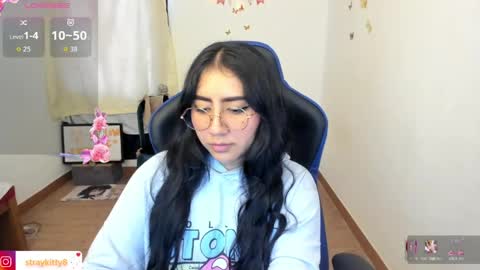 Snapshot of innocentchurchgirlll chatting on 17, 4, 2026 Luna online show from 17, 4, 2026