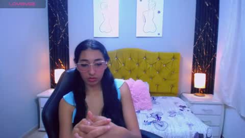 Snapshot of inocent_luna chatting on 5, 7, 2026 Luna moon online show from 5, 7, 2026