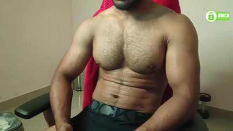Snapshot of insanestud_miles chatting on 12, 1, 2025 Miles online show from 12, 1, 2025