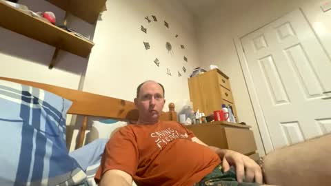 inspectordangle2023 online show from 19, 12, 2025