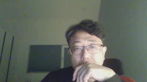 insuclee197641 online show from 9, 2, 2026