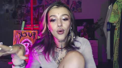 Insunnity666 online show from 25, 12, 2024