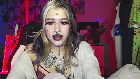 Insunnity666 online show from 9, 1, 2025