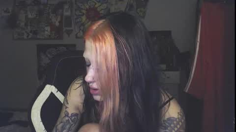 Insunnity666 online show from 10, 10, 2025