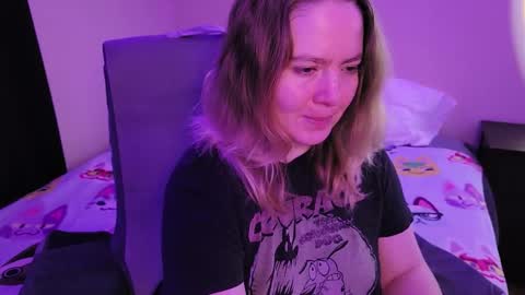 Snapshot of internetfairy_xo chatting on 2, 2, 2026 Faye online show from 2, 2, 2026