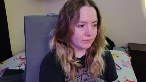 Snapshot of internetfairy_xo chatting on 1, 4, 2026 Faye online show from 1, 4, 2026