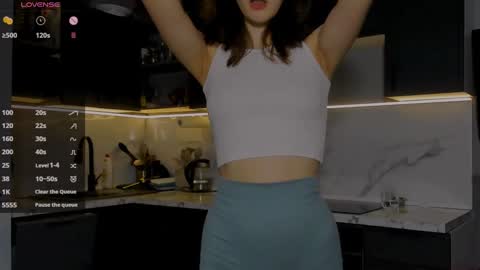 Snapshot of internetsexplorer chatting on 20, 12, 2024 Bernadette  Join  online show from 20, 12, 2024