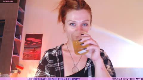 Snapshot of inthewildxxx chatting on 2, 4, 2026 Cassie online show from 2, 4, 2026