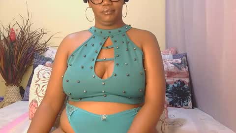 Snapshot of intimacysexy chatting on 22, 5, 2026 boniswa caroline online show from 22, 5, 2026