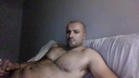 Snapshot of intolder35 chatting on 5, 4, 2026 intolder35 online show from 5, 4, 2026